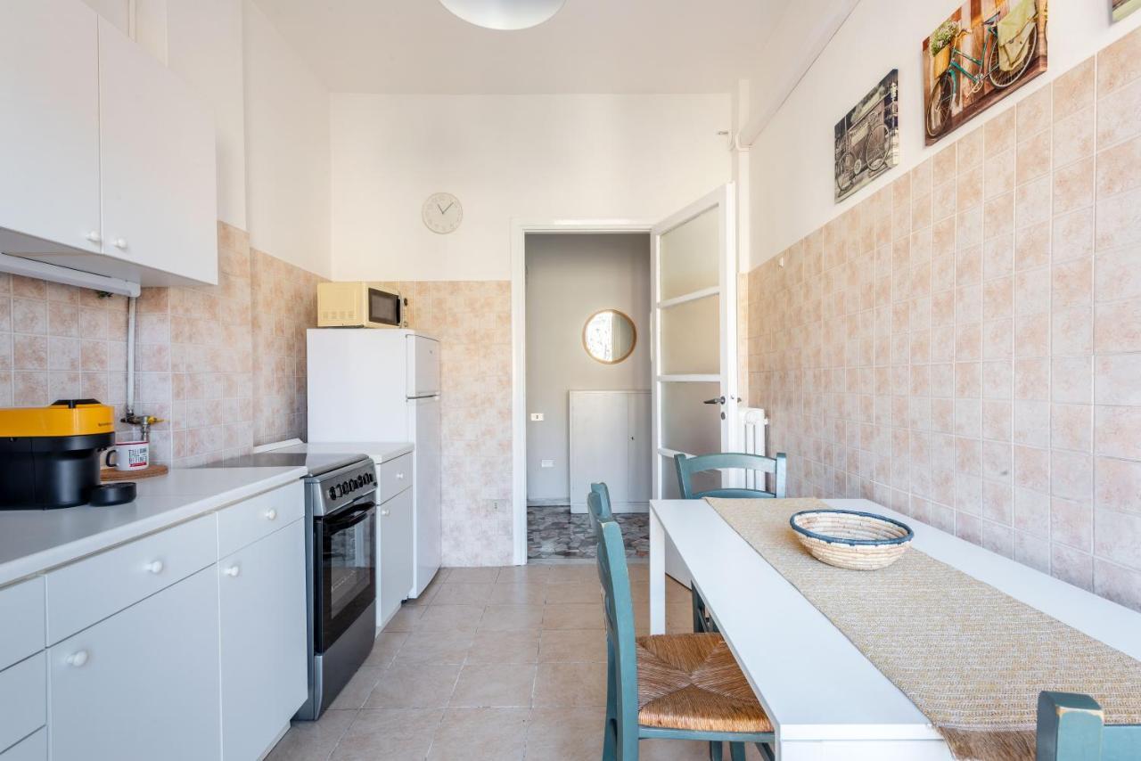 Luvi - Lorenteggio Apartment